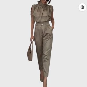 Light Set – Blouse and Coordinated (COLOR IS OLIVE)